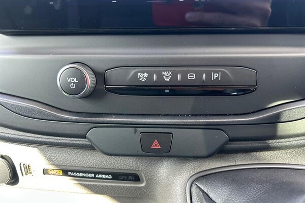 Used Ford Transit 2024 for sale - 76028221: Photo 37