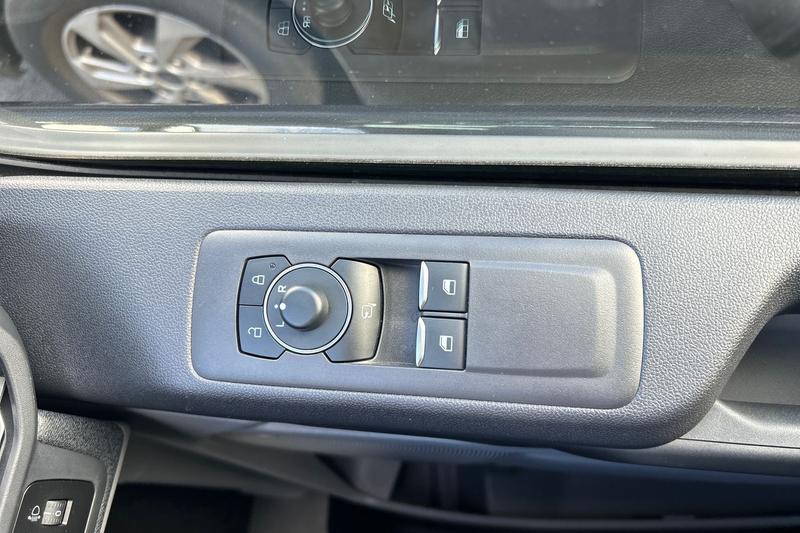 Used Ford Tourneo Custom 2024 for sale - 76391391: Photo 38