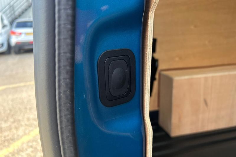 Used Ford Transit Custom 2024 for sale - 76603437: Photo 23