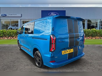 Used Ford Transit Custom 2024 for sale - 76603437: Photo