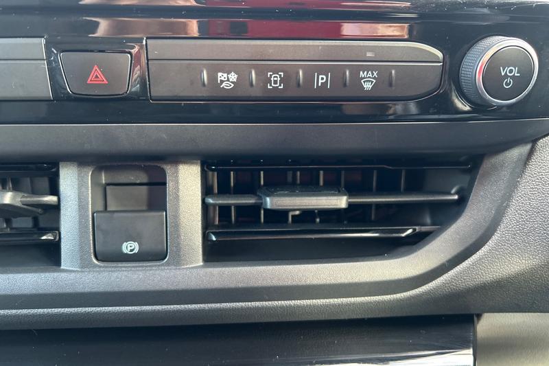 Used Ford Transit Custom 2024 for sale - 76603437: Photo 31