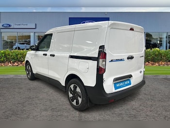 Used Ford Transit Courier 2025 for sale - 77599652: Photo