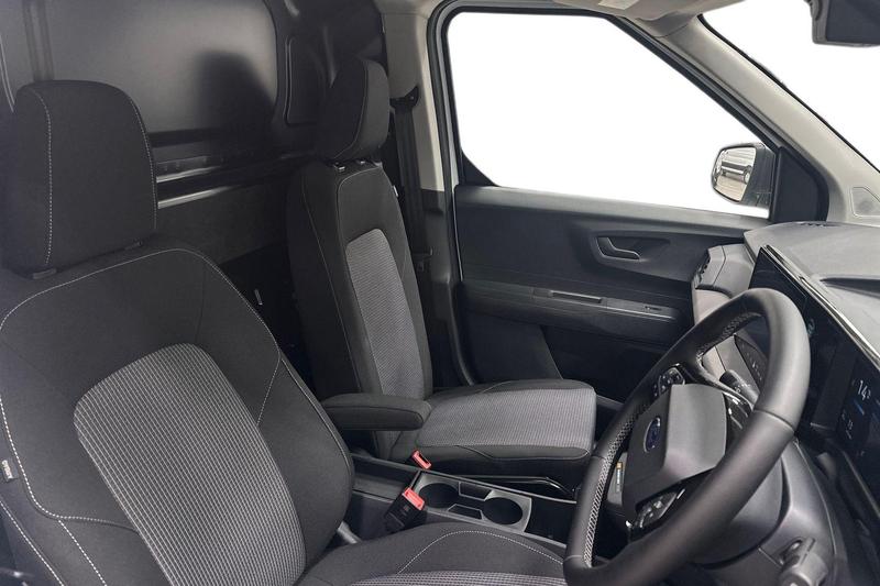 Used Ford Transit Courier 2025 for sale - 77599652: Photo 9