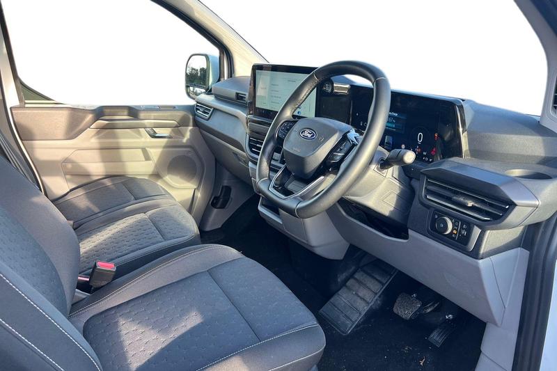 Used Ford Tourneo Custom 2025 for sale - 77198960: Photo 14