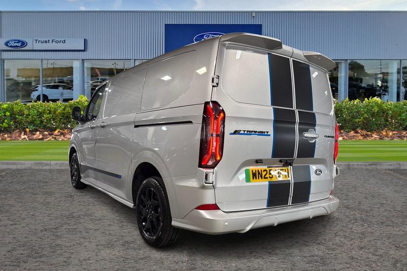 Used Ford Transit Custom 2025 for sale - 77989144: Photo 2