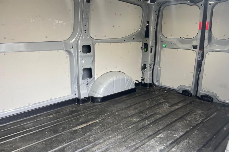 Used Ford Transit Custom 2024 for sale - 77340043: Photo 32