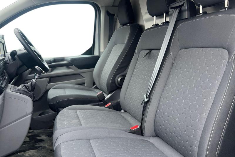 Used Ford Transit Custom 2024 for sale - 77340043: Photo 9