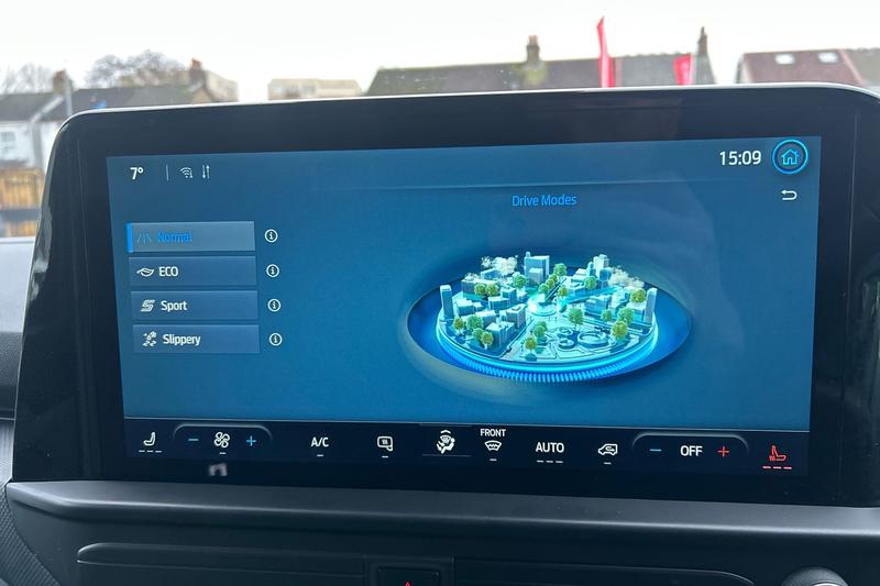 Used Ford Transit Custom 2025 for sale - 76710259: Photo 18