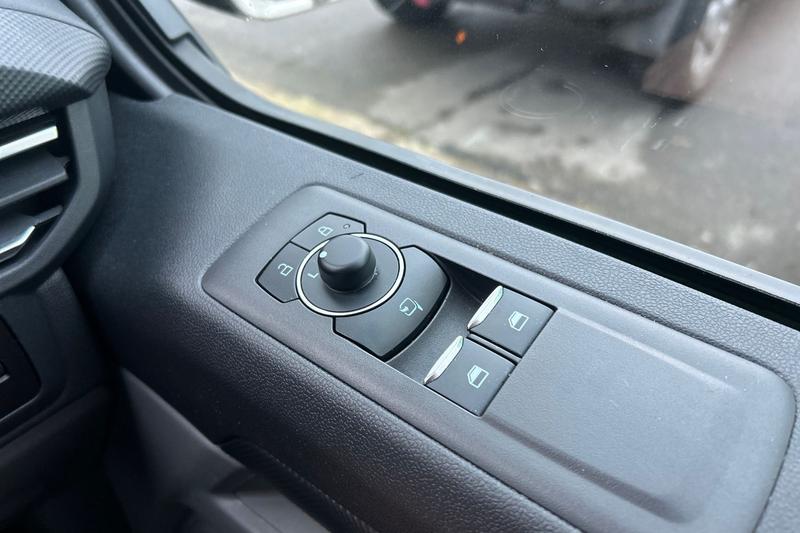 Used Ford Transit Custom 2025 for sale - 76710259: Photo 32