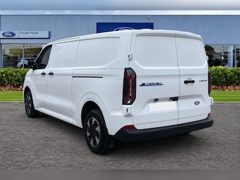 Used Ford Transit Custom 2024 for sale - 78805109: Photo
