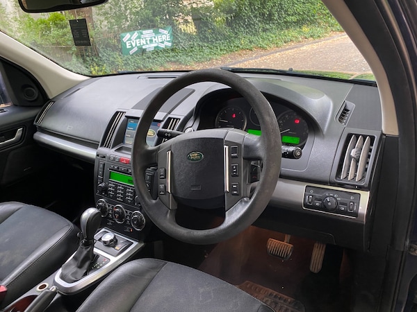 Used Land Rover Freelander 2010 for sale - 75617417: Photo 8