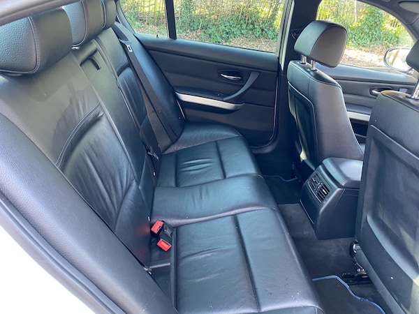 Used BMW 3 Series 2011 for sale - 74634578: Photo 9