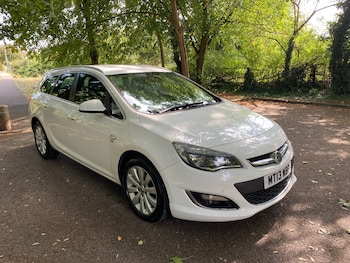 Used Vauxhall Astra 2013 for sale - 74634390: Photo
