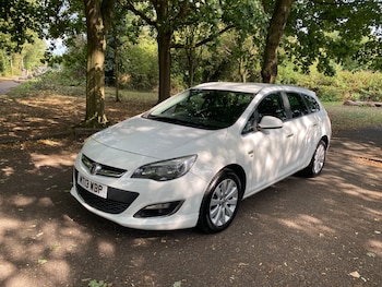 Used Vauxhall Astra 2013 for sale - 74634390: Photo