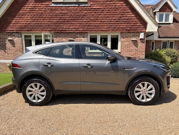 Used Jaguar E-Pace 2019 for sale - 79124440: Photo
