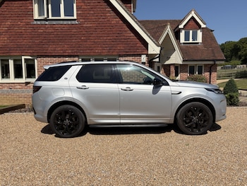 Used Land Rover Discovery Sport 2022 for sale - 79124493: Photo