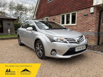 Used Toyota Avensis 2014 for sale - 79551926: Photo