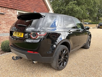 Used Land Rover Discovery Sport 2018 for sale - 79124433: Photo