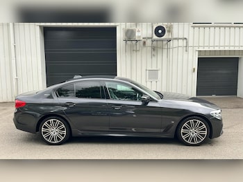 Used BMW 5 Series 2018 for sale - 79445909: Photo