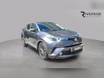 Used Toyota C-HR 2017 for sale - 79317528: Photo