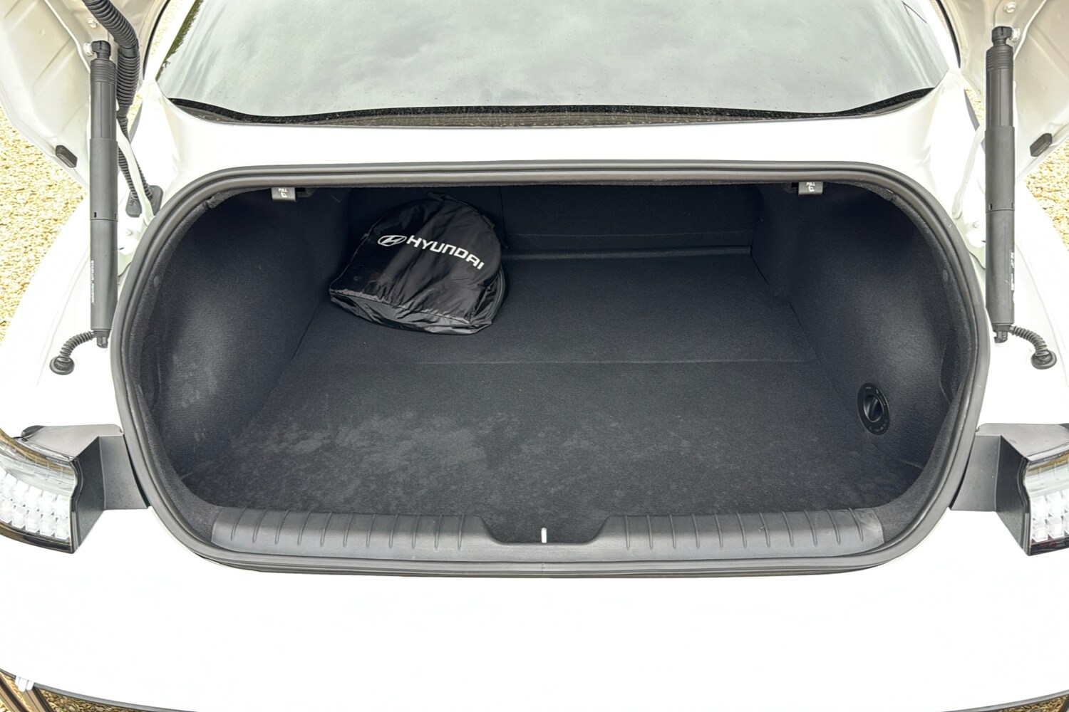 Used Hyundai IONIQ 6 2024 for sale - 76015737: Photo 18