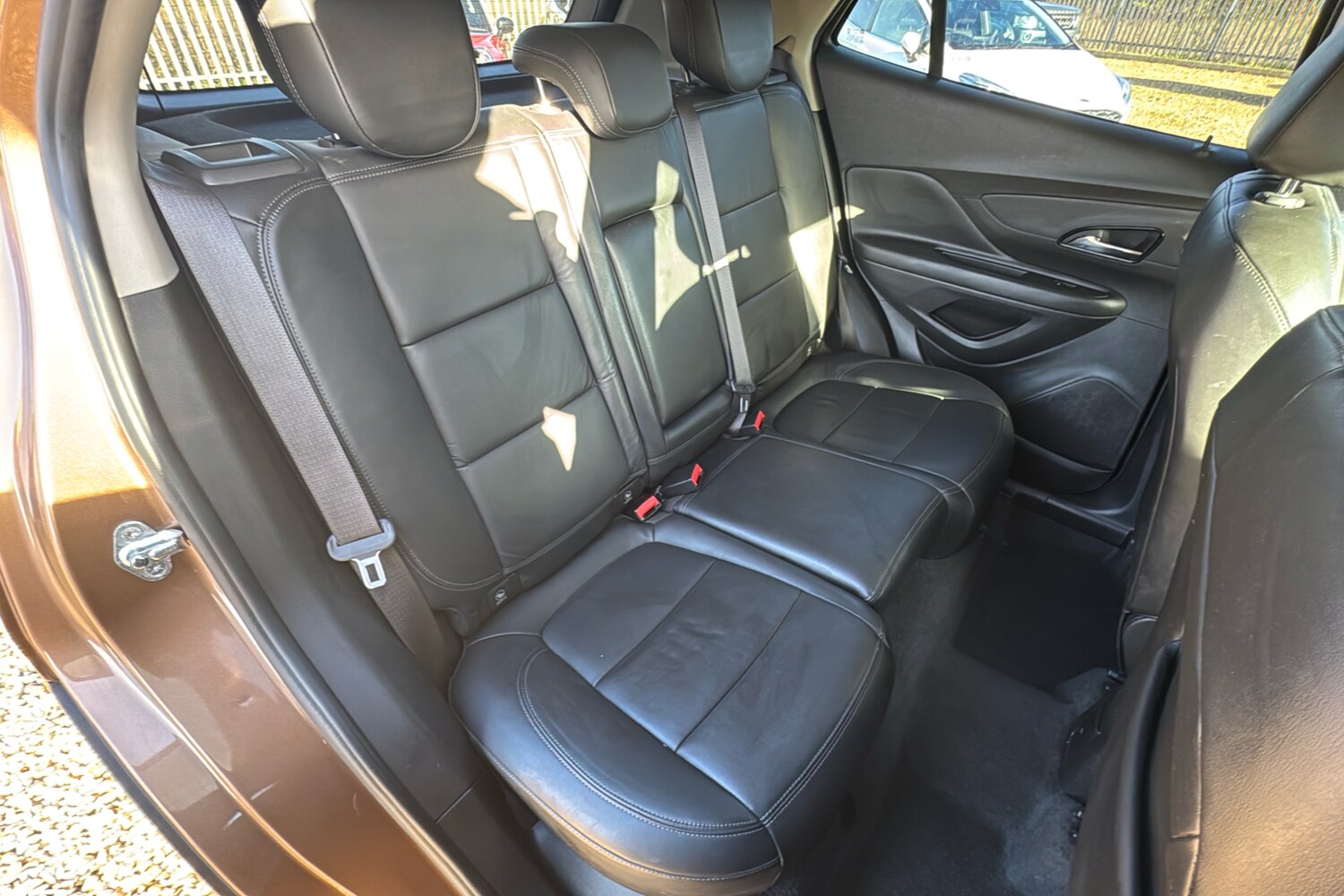 Vauxhall Mokka X 1.6i Elite Suv 5dr Petrol Manual Euro 6 s/s 115 Ps Petrol - Picture 12 of 24