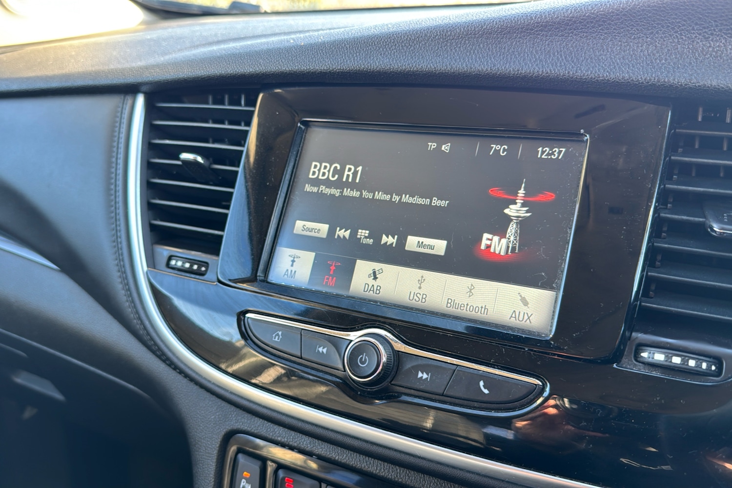 Vauxhall Mokka X 1.6i Elite Suv 5dr Petrol Manual Euro 6 s/s 115 Ps Petrol - Picture 20 of 24