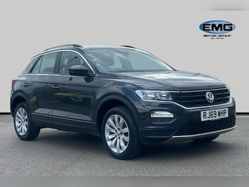 Used Volkswagen T-Roc 2020 for sale - 79296941: Photo