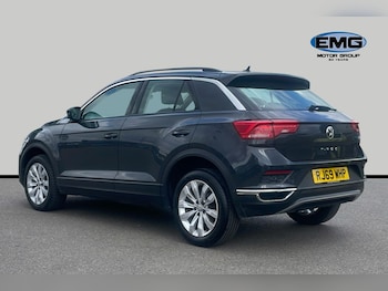 Used Volkswagen T-Roc 2020 for sale - 79296941: Photo