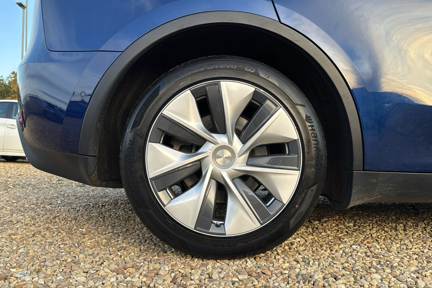 Used Tesla Model Y 2022 for sale - 76169880: Photo 8