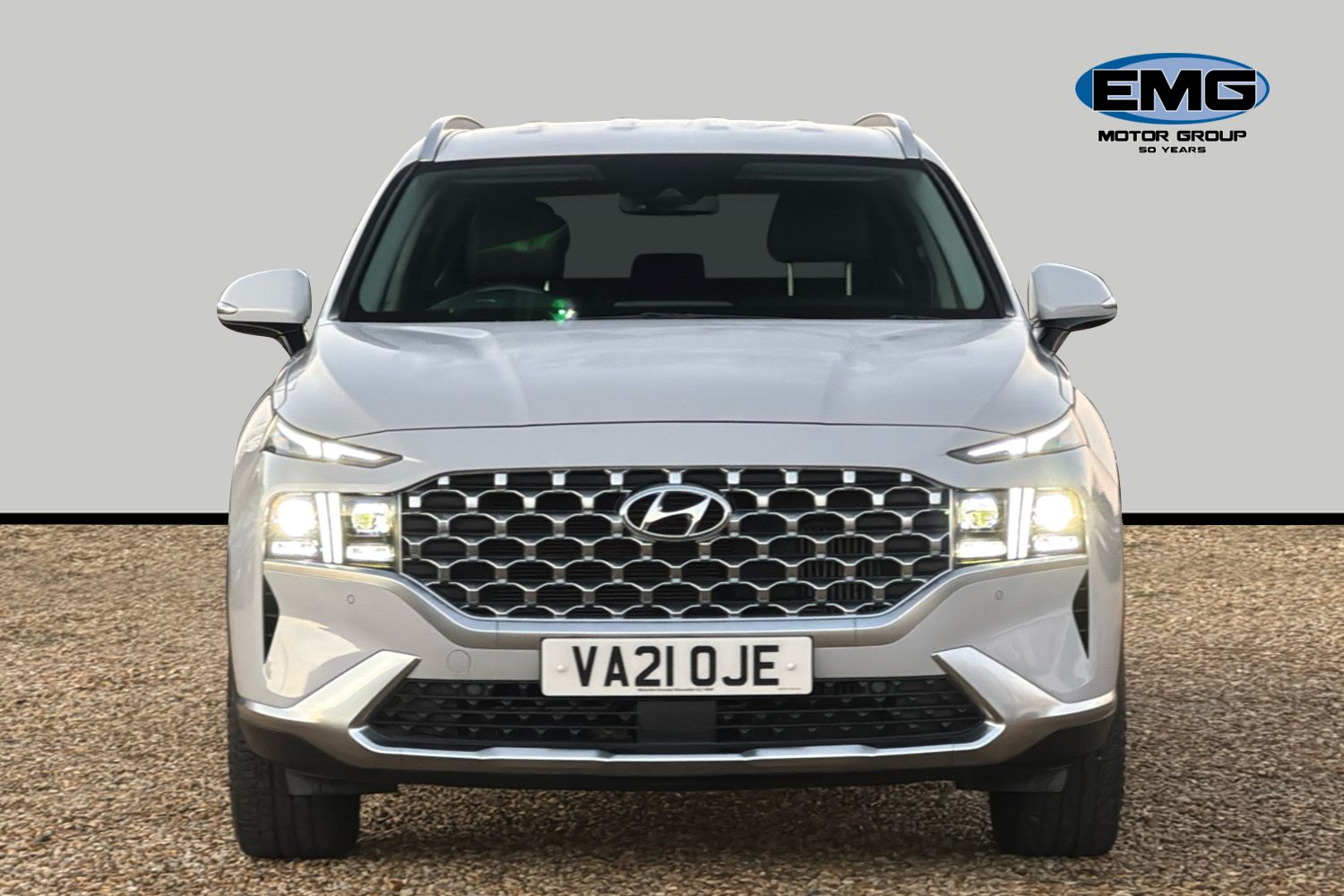 Used Hyundai Santa Fe 2021 for sale - 76611040: Photo 2