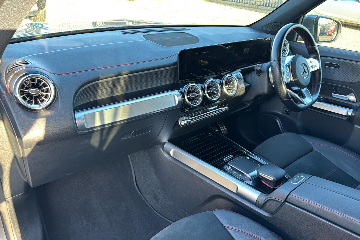 Used Mercedes-Benz EQB 2024 for sale - 76789804: Photo 11