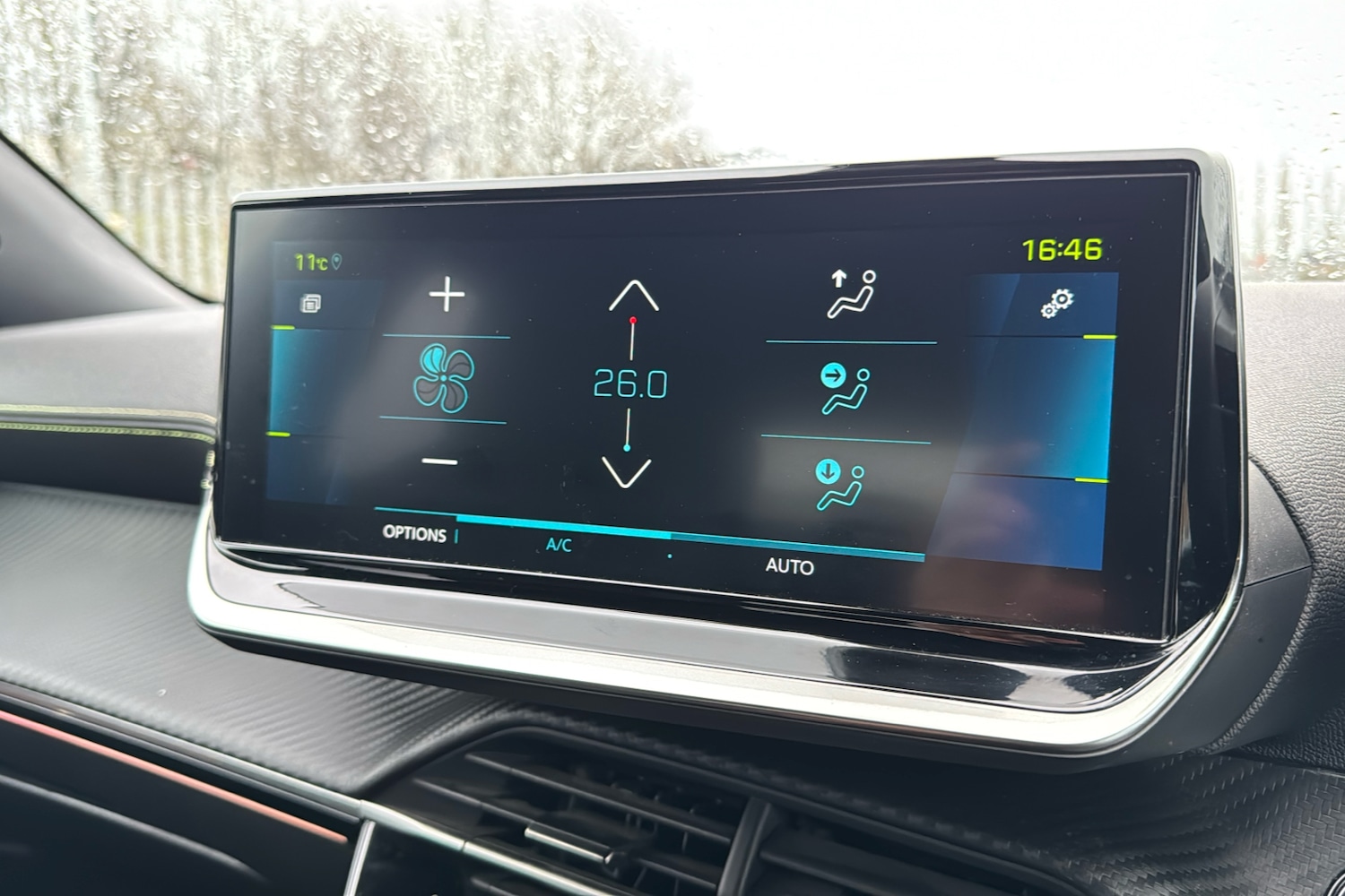 Used Peugeot E-2008 2023 for sale - 77649512: Photo 15