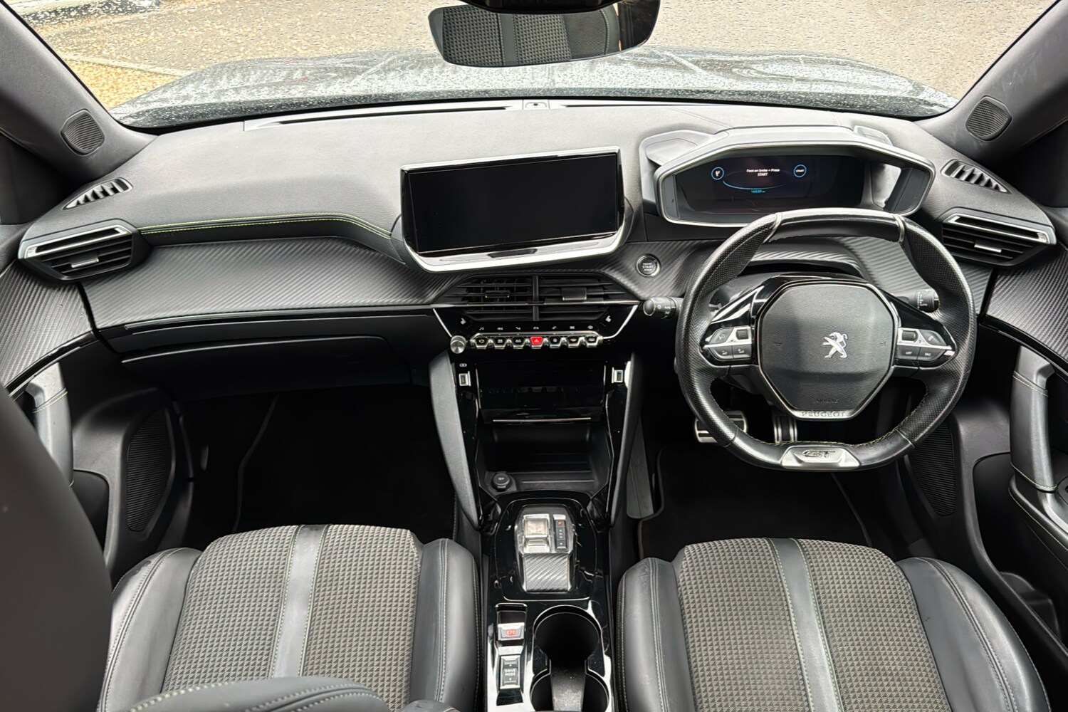 Used Peugeot E-2008 2023 for sale - 77649512: Photo 9