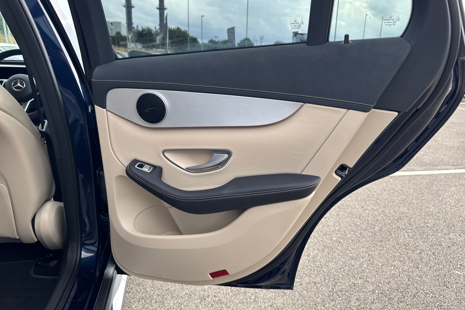 Used Mercedes-Benz EQC 2022 for sale - 76077018: Photo 30