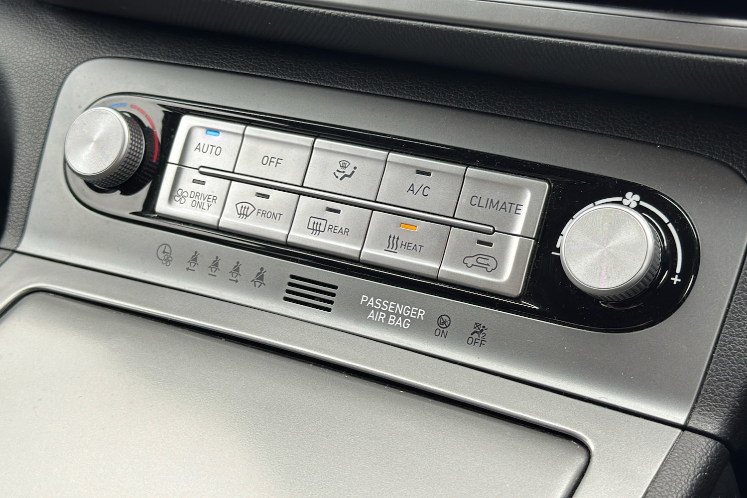 Used Hyundai KONA 2023 for sale - 77077666: Photo 15