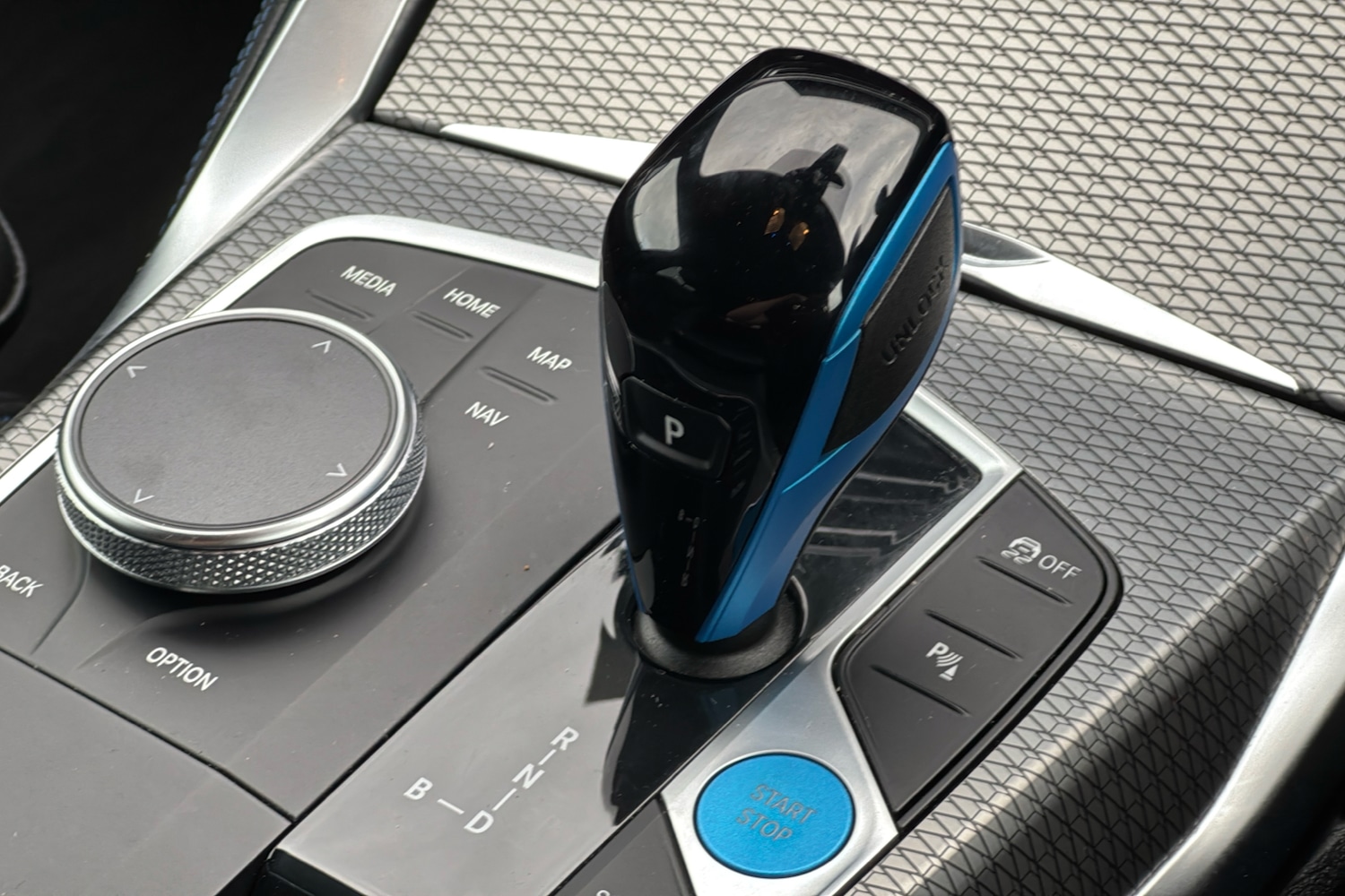 Used BMW i4 2022 for sale - 76875992: Photo 13