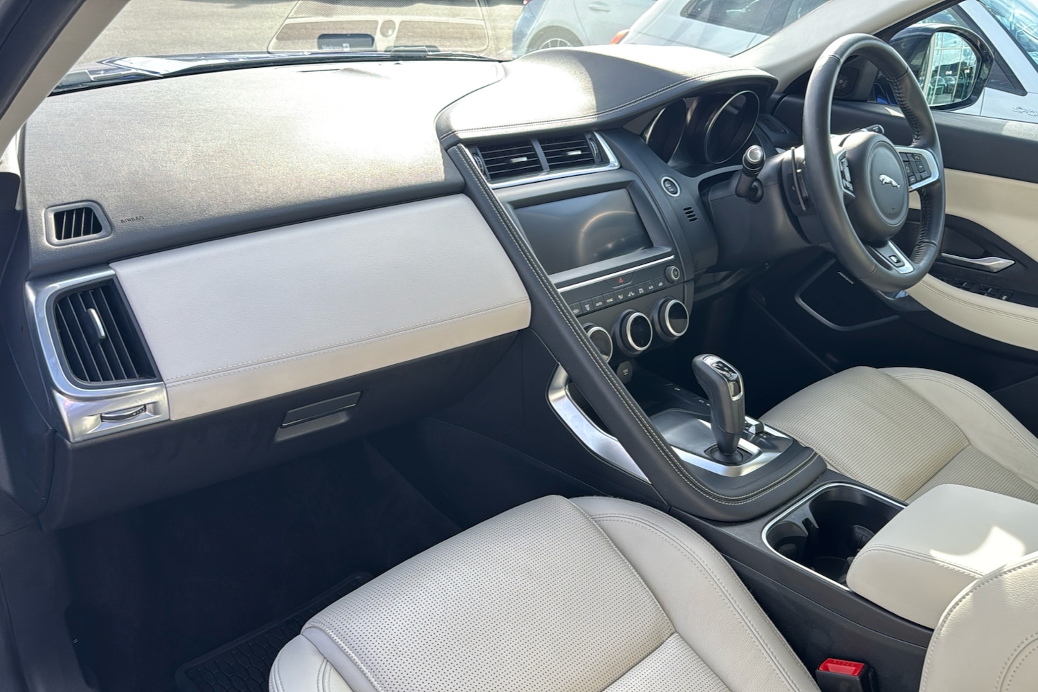 Used Jaguar E-Pace 2020 for sale - 76006546: Photo 11