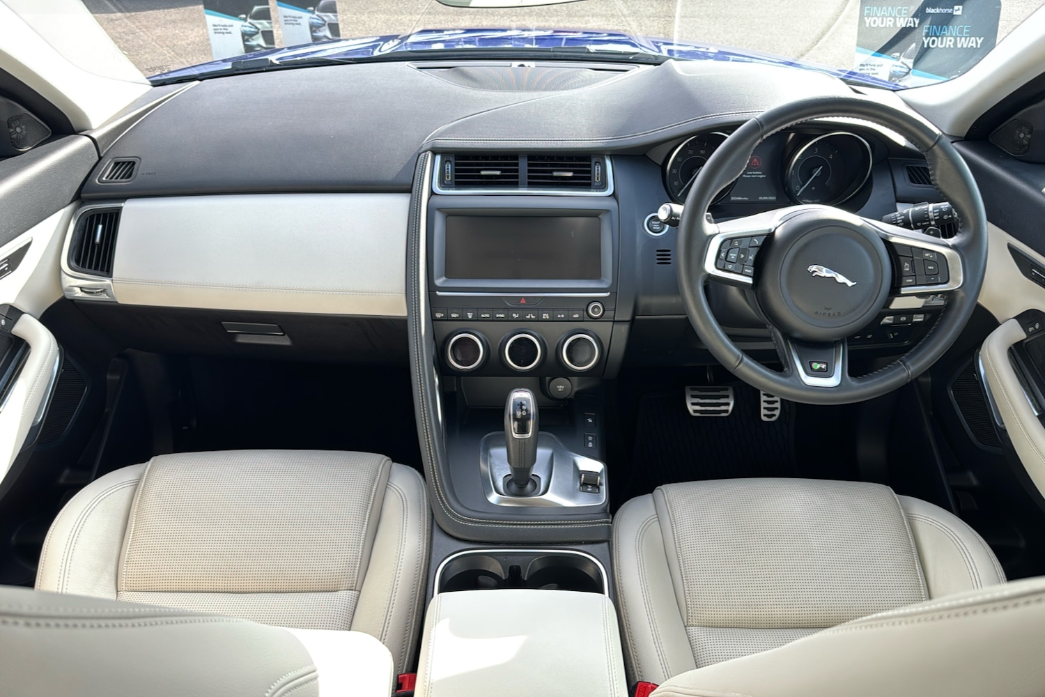 Used Jaguar E-Pace 2020 for sale - 76006546: Photo 9