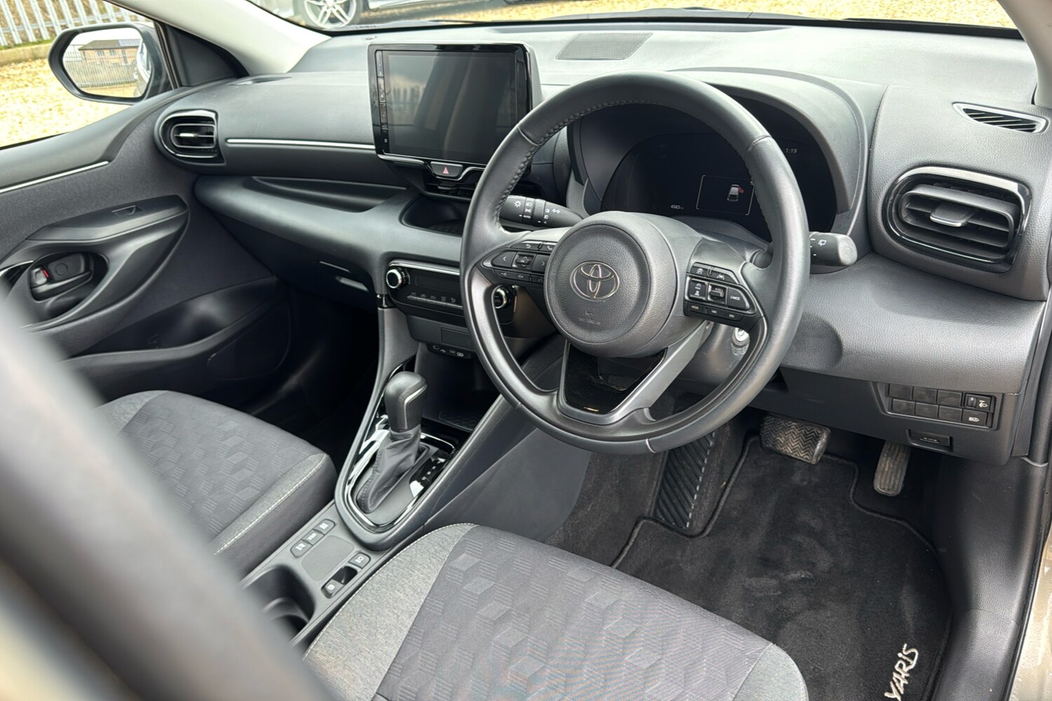 Used Toyota Yaris 2024 for sale - 77500735: Photo 10