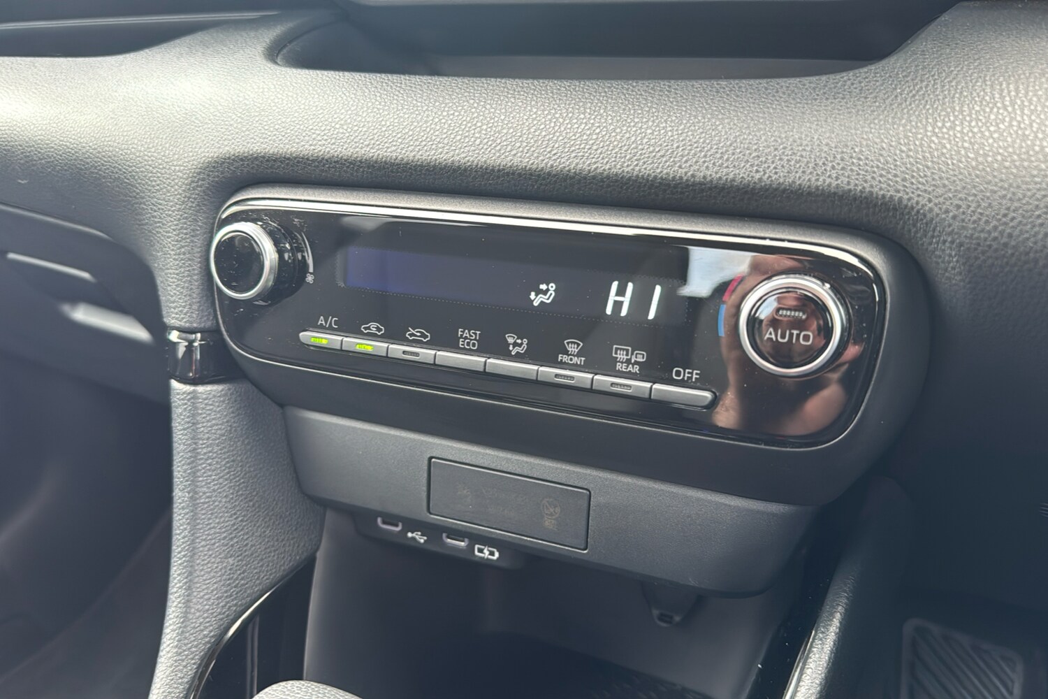 Used Toyota Yaris 2024 for sale - 77500735: Photo 15