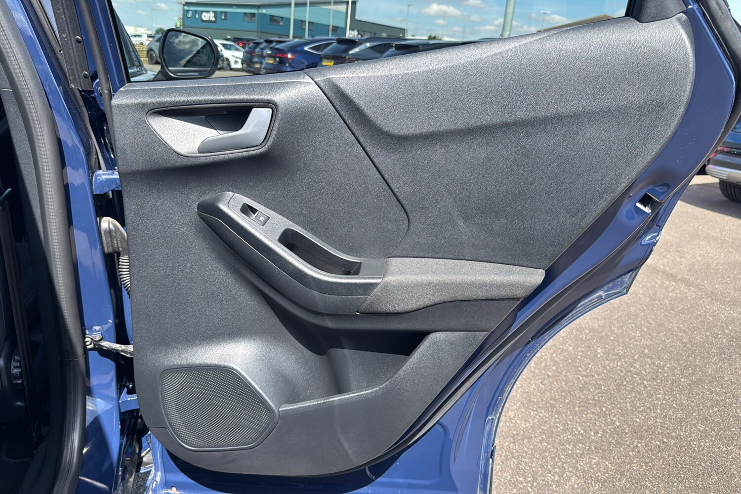 Vehicle 29