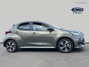 Used Toyota Yaris 2024 for sale - 79128396: Photo
