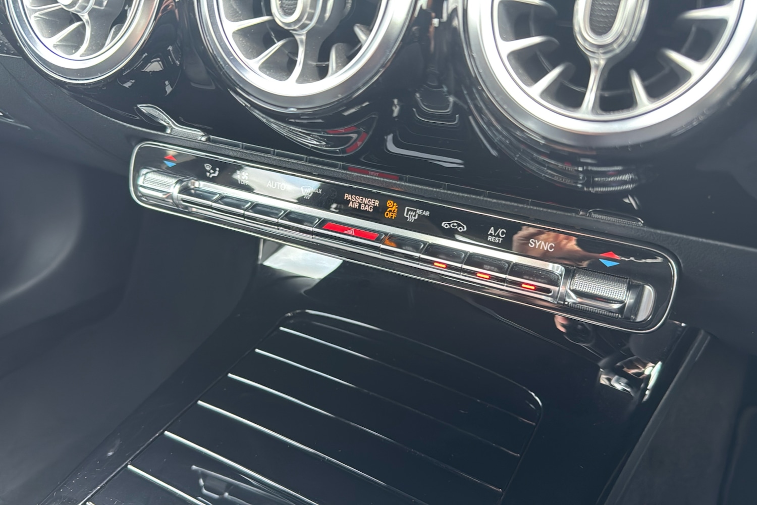 Used Mercedes-Benz A-Class 2018 for sale - 77500704: Photo 15