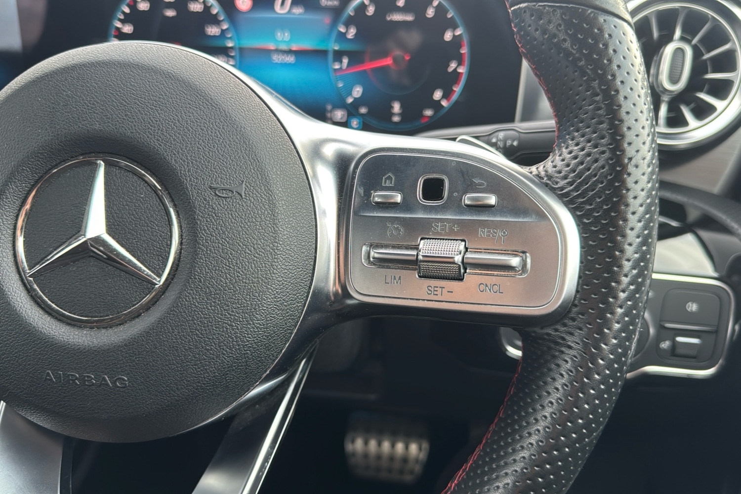 Used Mercedes-Benz A-Class 2018 for sale - 77500704: Photo 17