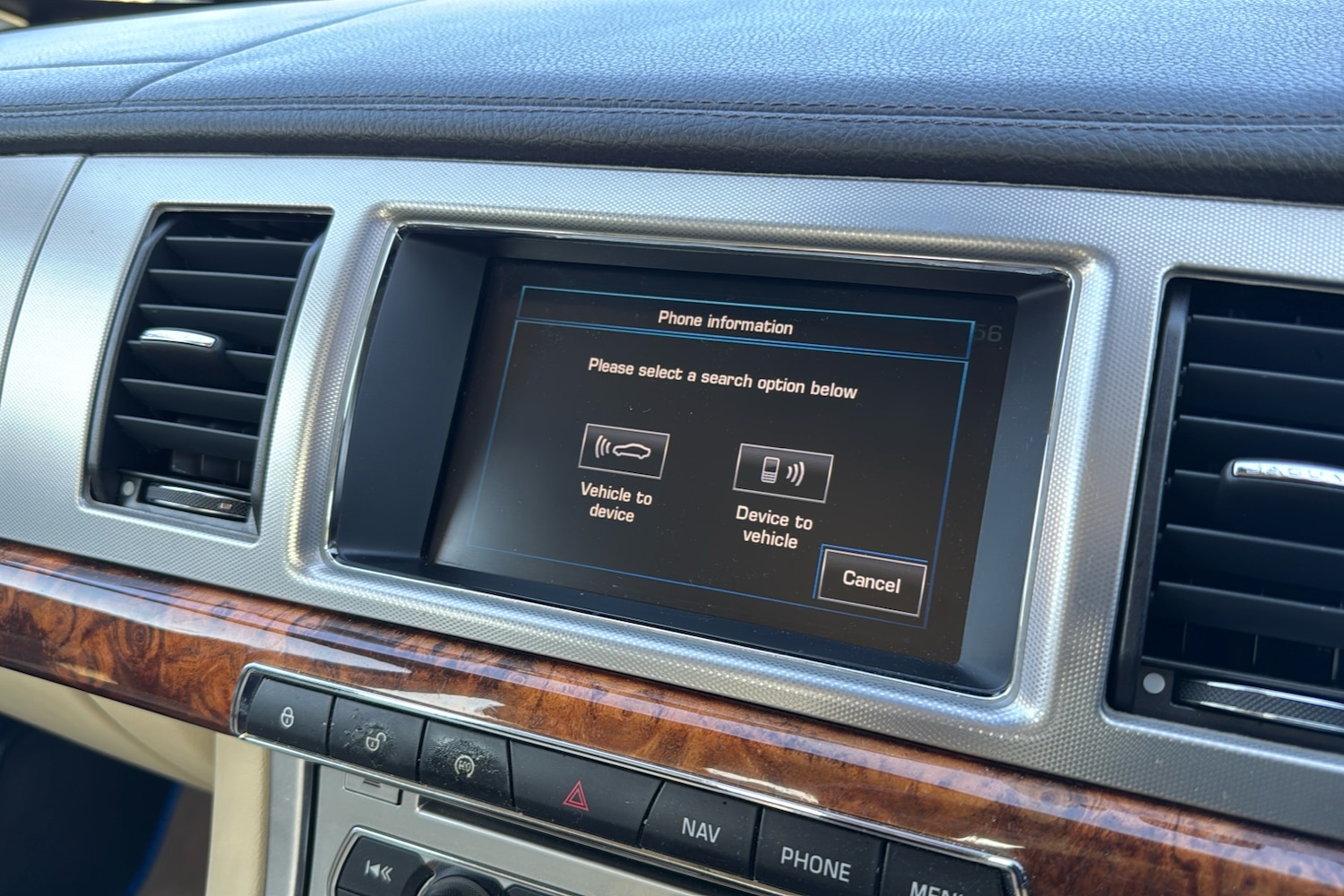 Used Jaguar XF 2014 for sale - 77776246: Photo 18