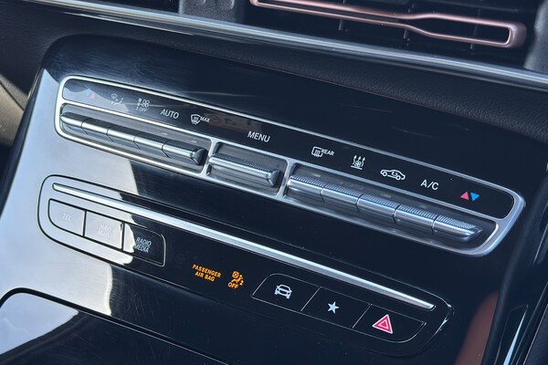 Used Mercedes-Benz EQC 2022 for sale - 74411617: Photo 15