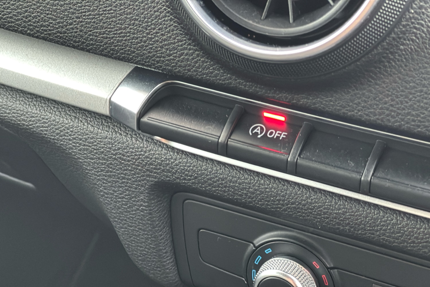 Used Audi A3 2017 for sale - 77239996: Photo 22