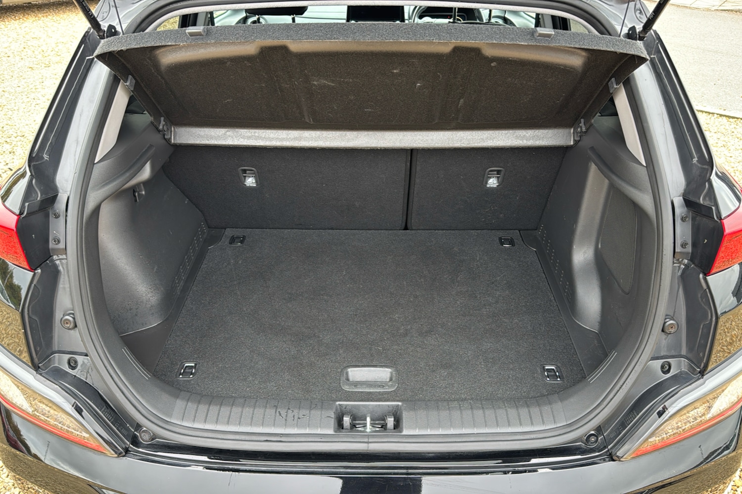 Used Hyundai KONA 2023 for sale - 76287735: Photo 18