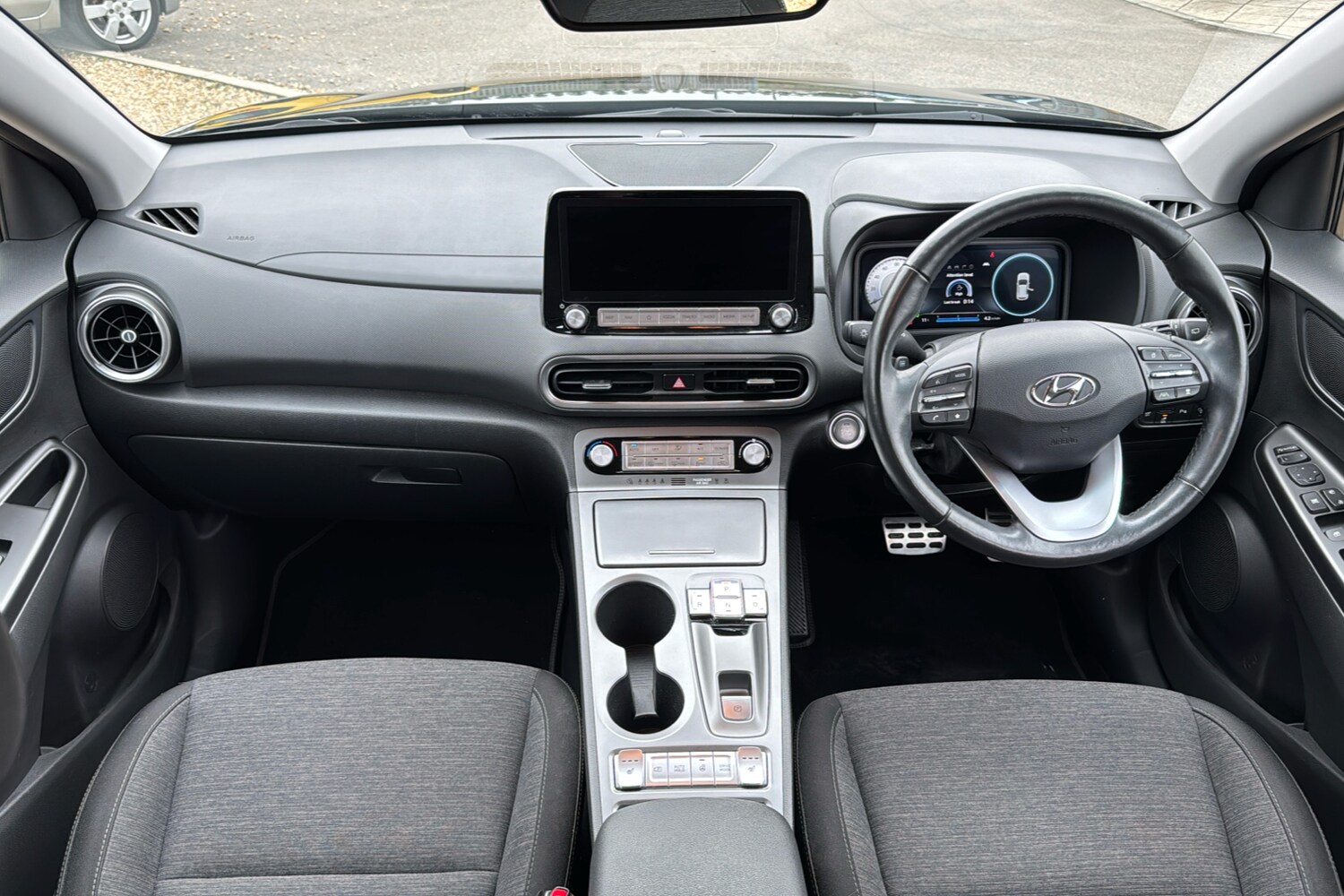 Used Hyundai KONA 2023 for sale - 76287735: Photo 9